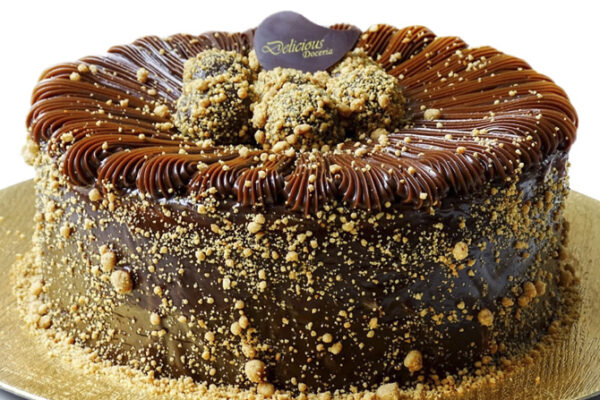 Bolo Brigadeiro com Paçoca | BOLO DO MÊS AGOSTO